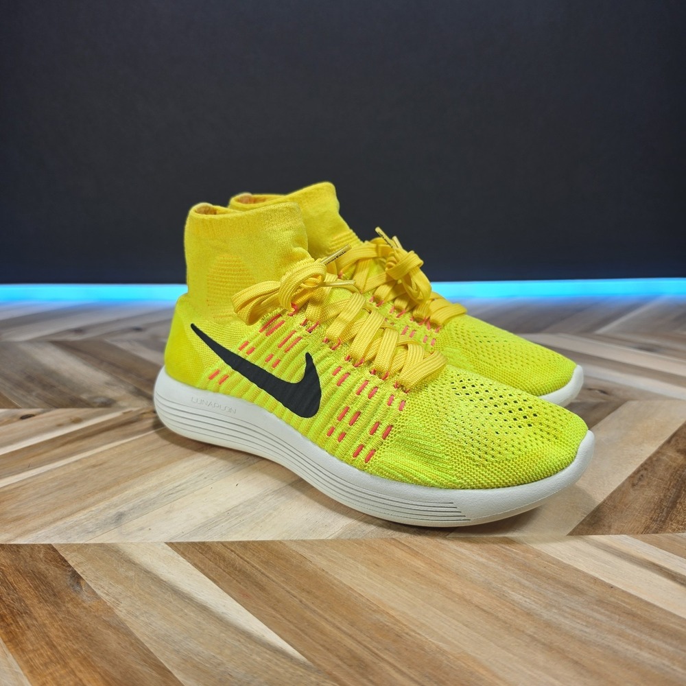 Nike LunarEpic Flyknit Volt Women's 10 Running Shoes Sneakers 818677-700 Yellow